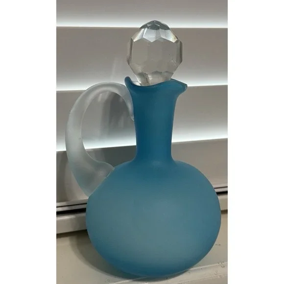 Cruet Blue Satin Finish Glass Clear Stopper Elegant Cottagecore - Picture 2 of 6